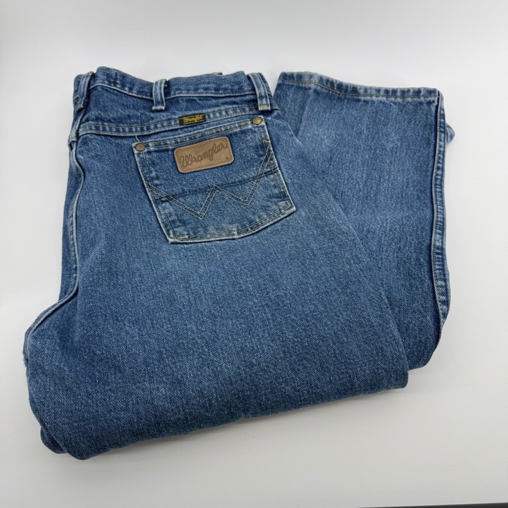 Wrangler George Strait Cowboy Cut Collection Jeans Medium Wash 35x34